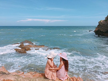 Team Building Đốt Lửa Trại Nối Vòng Tay Lớn: Biển Cửa Lò - Quê Bác - Nghệ An | 3 Ngày 2 Đêm ( Tiêu Chuẩn 2 Sao)